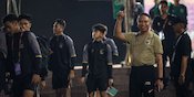 Timnas Indonesia U-17 Sibuk Latihan, Eh Zainudin Amali dan Indra Sjafri Asyik Joging Keliling Lapang