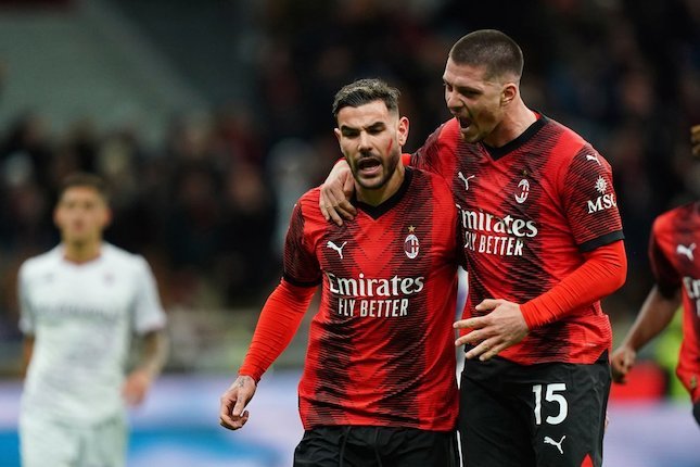 Theo Hernandez Jadi Bek Tengah Darurat AC Milan: Bikin Nyaman, 5 Laga ...