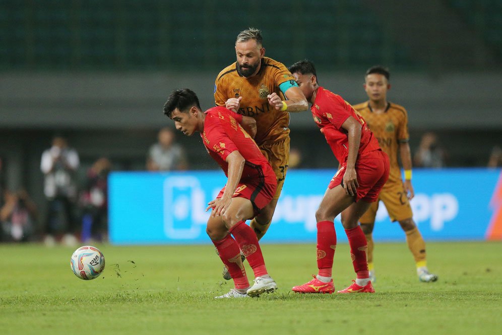 Wonderkid Persija Minta Dukungan dan Doa The Jakmania untuk Kalahkan PSS di BRI Liga 1 2023/2024 Wonderkid Persija Minta Dukungan dan Doa The Jakmania untuk Kalahkan PSS di BRI Liga 1 2023/2024