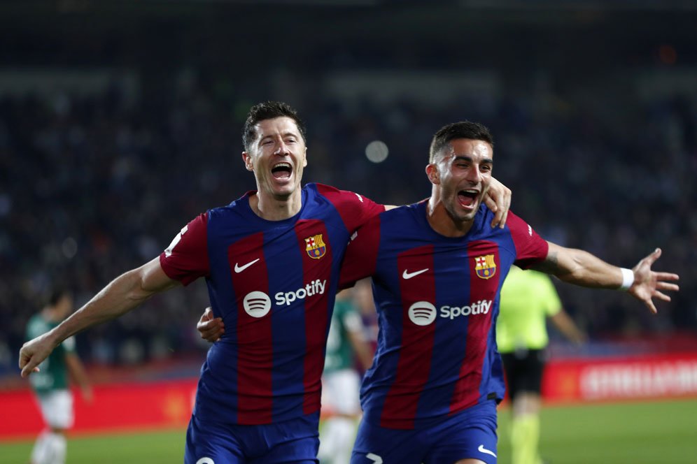 Hasil Bola Tadi Malam: Chelsea vs Man City Hasilkan Delapan Gol, Barca Menang Comeback