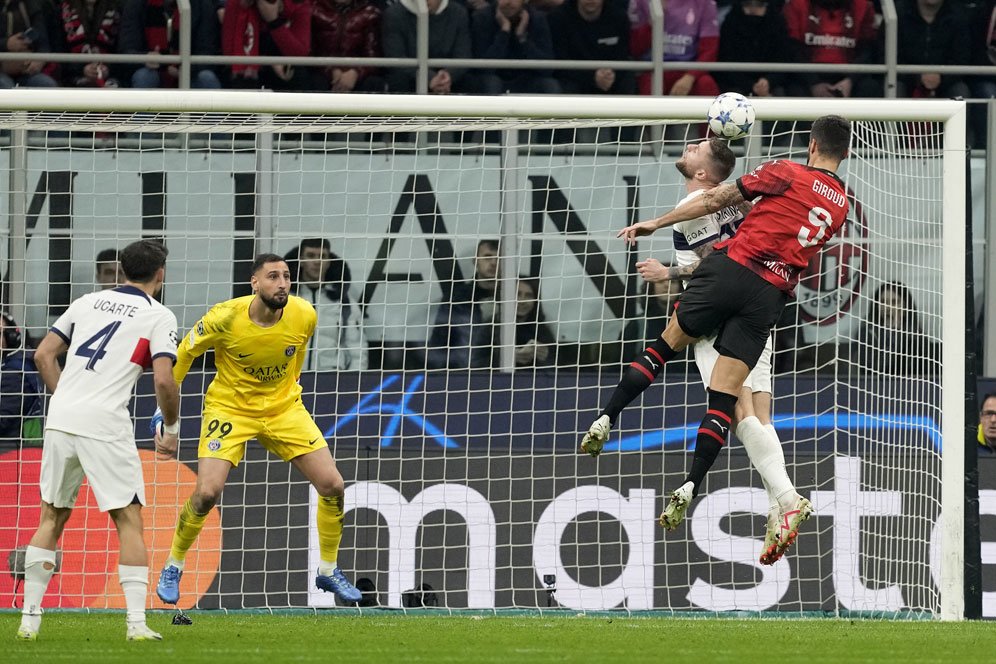 Bikin Gol dan Bantu Milan Gebuk PSG, Malam yang Sempurna Bagi Giroud