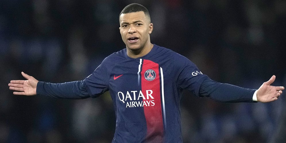 Différent de Kylian Mbappé : 4 joueurs ont refusé de rejoindre le Real Madrid, dont Francesco Totti