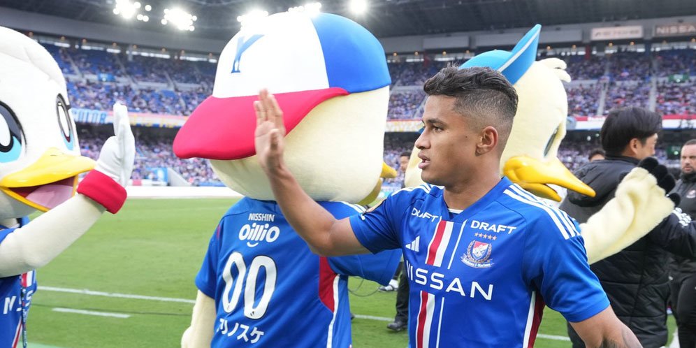 Yokohama F.Marinos (c) J.LEAGUE - all rights reserved