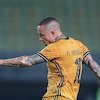 2 Bulan di Indonesia, Radja Nainggolan Curhat 'Keajaiban' di BRI Liga 1: Pemain Dapat Kartu Merah Balik ke Lapangan