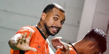 BRI Super League: Gustavo Almeida Tinggalkan Persija, Pulang Kampung ke Brasil untuk Operasi dan Absen sampai 2026 BRI Super League: Gustavo Almeida Tinggalkan Persija, Pulang Kampung ke Brasil untuk Operasi dan Absen sampai 2026