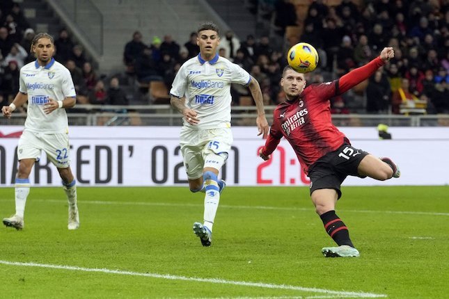 Luka Jovic: Menit 43 Gol, Menit 74 Assist, Menit 80 Kartu Kuning