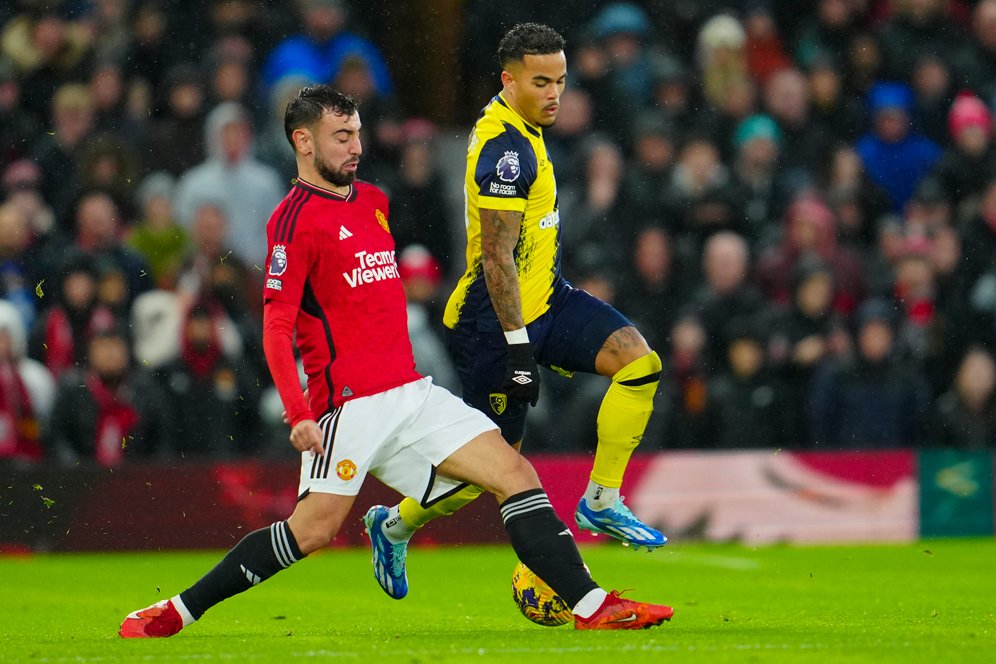 Bruno Fernandes Dituding Sengaja Cari Kartu Agar Bisa Absen Saat MU Jumpa Liverpool