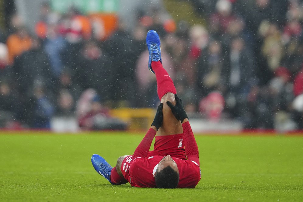 Waduh! Kabar Buruk untuk Liverpool, Joel Matip Dipastikan Cedera ACL