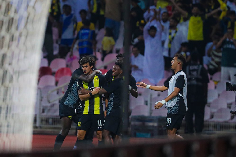 Hasil Liga Champions Asia: Tanpa Karim Benzema, Al Ittihad Kalahkan Sepahan 2-1 Hasil Liga Champions Asia: Tanpa Karim Benzema, Al Ittihad Kalahkan Sepahan 2-1