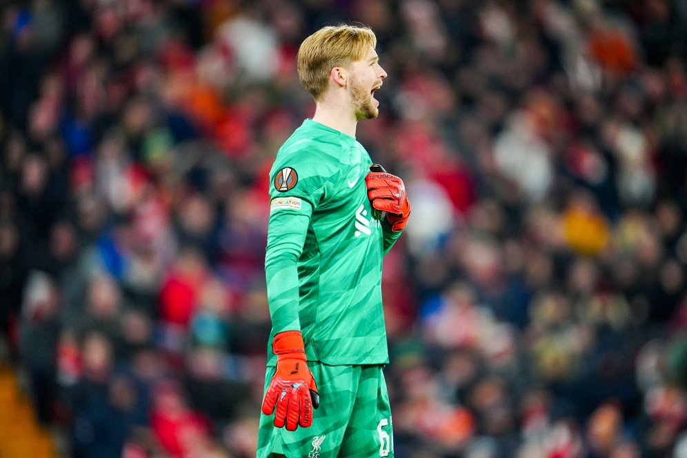 Liverpool Berburu Suksesor Alisson Becker, Caoimhin Kelleher Out?