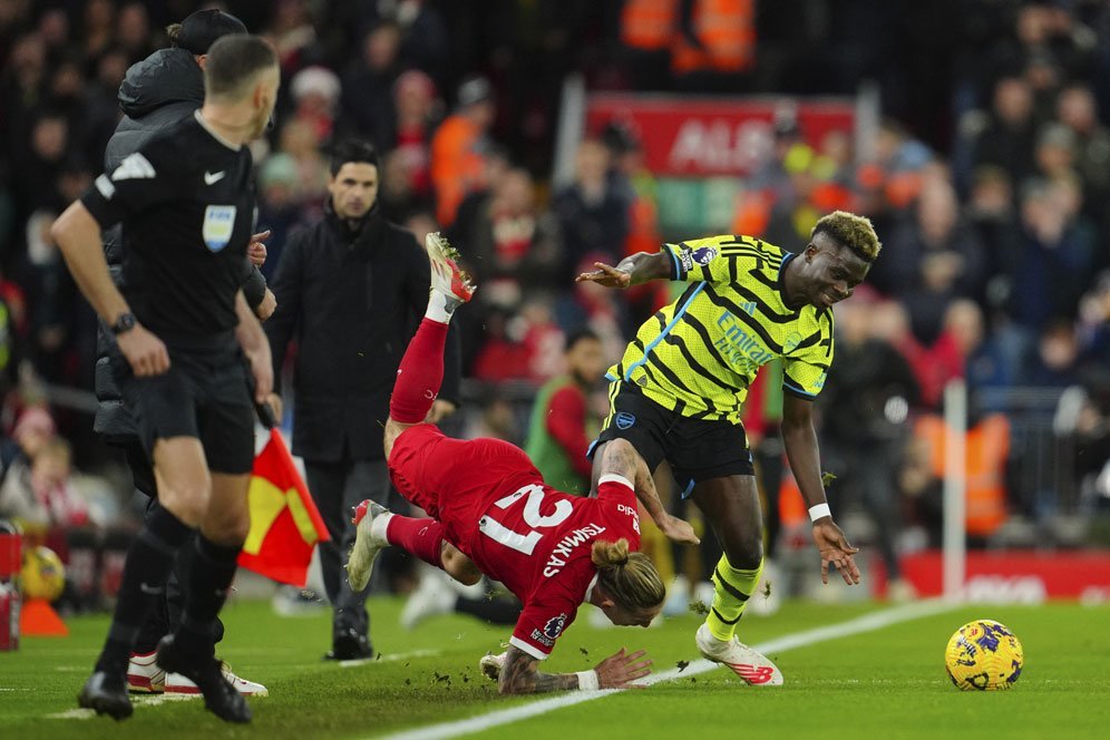 Sama Seperti Robertson, Tsimikas Bakal tak Bisa Perkuat Liverpool Untuk Waktu yang Lama