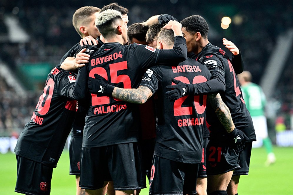 Bersinar di Bayer Leverkusen, Bintang Timnas Argentina Ini Merapat ke MU? Bersinar di Bayer Leverkusen, Bintang Timnas Argentina Ini Merapat ke MU?