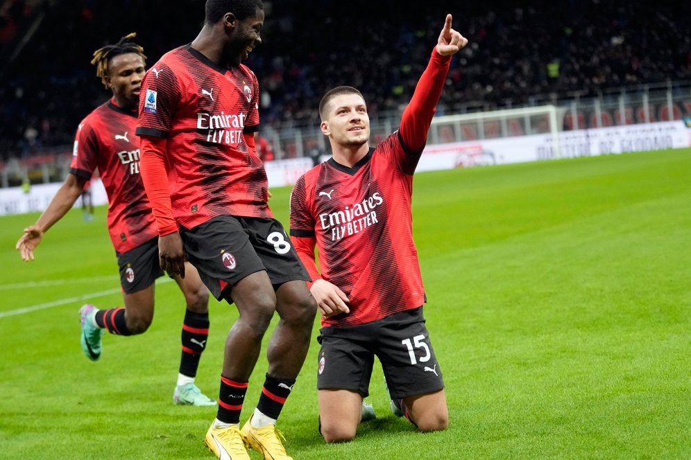 Hasil AC Milan vs Frosinone: Skor 3-1