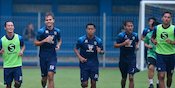 Jelang Lawan Persis Solo, Persib Bandung Pertimbangkan Sosok Pengganti Nick Kuipers