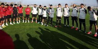Momen Rafael Struick dan Ivar Jenner Latihan Bareng Timnas Indonesia di Turki Momen Rafael Struick dan Ivar Jenner Latihan Bareng Timnas Indonesia di Turki