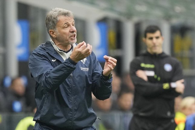 Statistik Pertandingan Pelatih Hellas Verona, Marco Baroni (c) AP Photo/Antonio Calanni