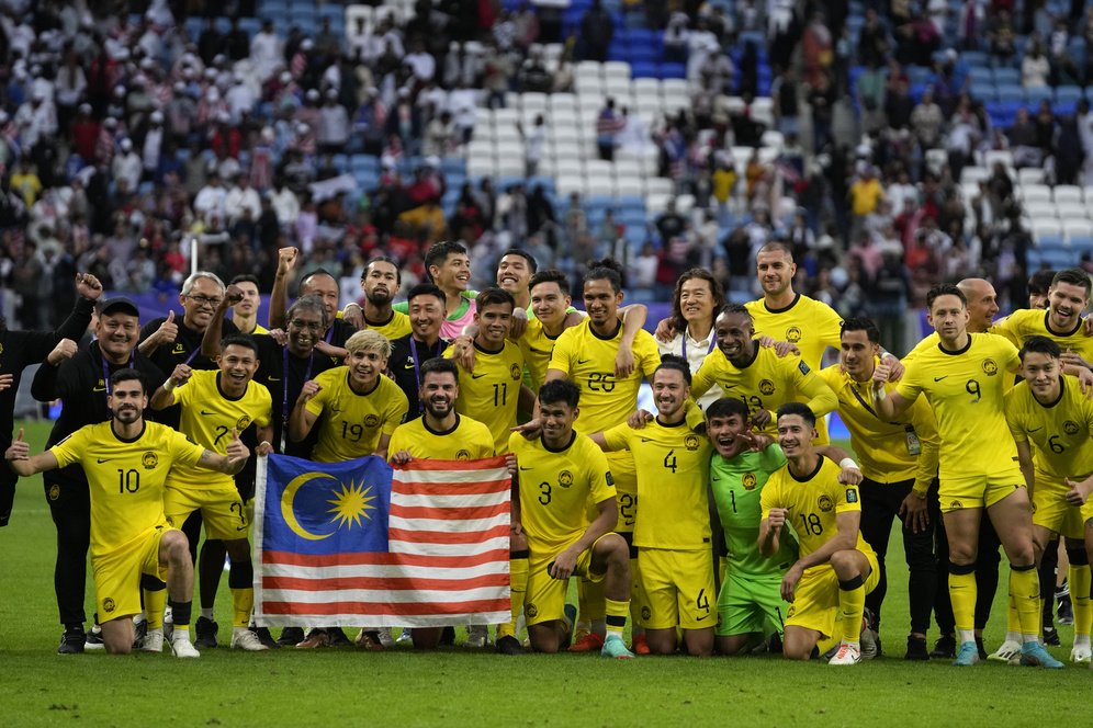 Malaysia Ingin Naturalisasi Striker Tajam Eredivisie dan Kapten Burnley, Panas Lihat Kesuksesan Timnas Indonesia Nih?