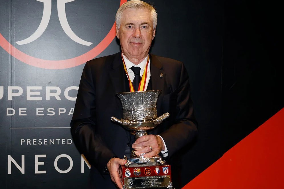 2 Rutinitas Carlo Ancelotti di Real Madrid, Angkat Alis dan Angkat Trofi!