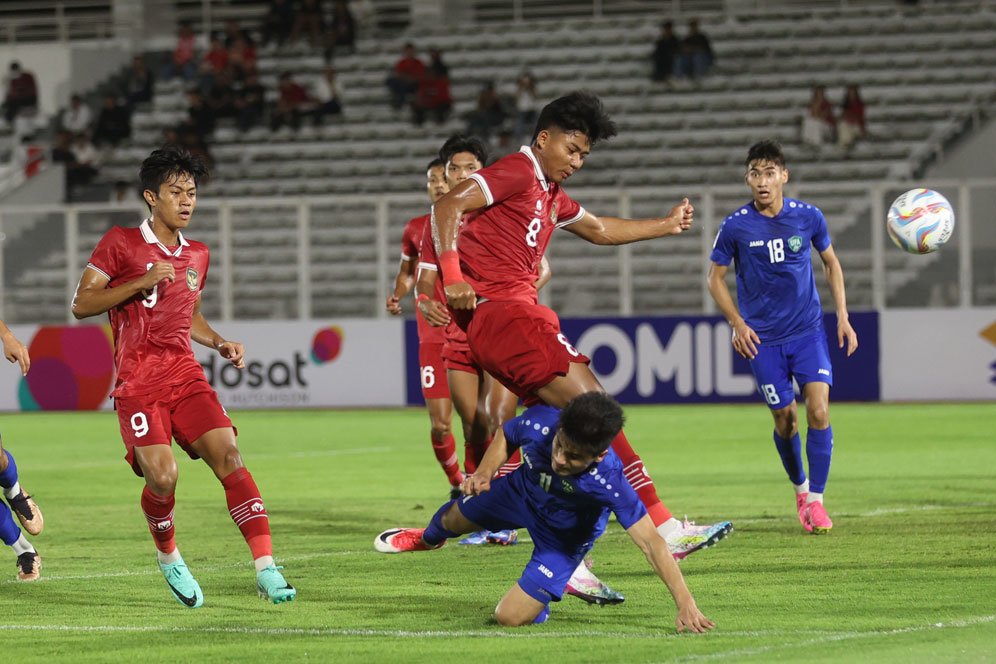 Momen-momen Menarik Indonesia vs Uzbekistan: Ada yang Salto, Salah Perhitungan Bikin Kebobolan