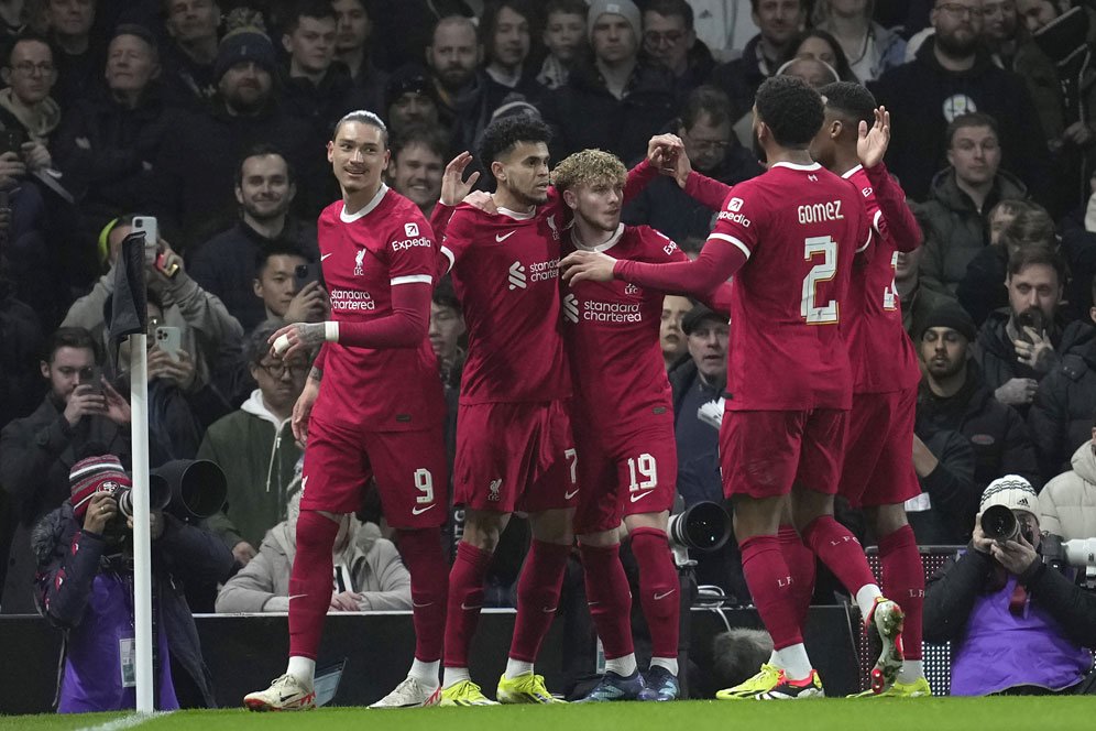 Final Carabao Cup 2023/2024: Stadion Wembley akan Berwarna Biru dan Merah