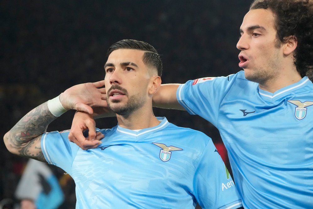 Hasil Lazio vs AS Roma: Skor 1-0 Hasil Lazio vs AS Roma: Skor 1-0