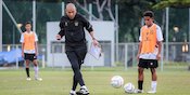 Bukan cuma Shin Tae-yong dan Indra Sjafri, Pelatih Timnas Indonesia U-16 juga Teladani Eks Pelatih Arema Indonesia Bukan cuma Shin Tae-yong dan Indra Sjafri, Pelatih Timnas Indonesia U-16 juga Teladani Eks Pelatih Arema Indonesia