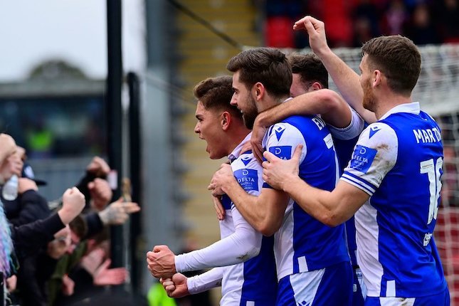 90 Menit Pertama Elkan Baggott Di Bristol Rovers - Bola.net