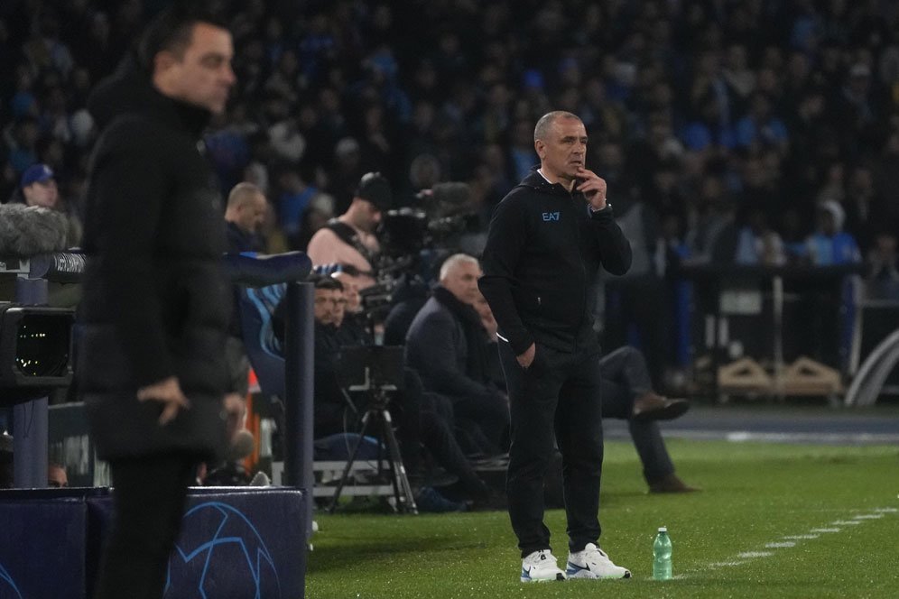 Padahal Baru Sehari Bekerja, Ini Rahasia Francesco Calzona Mampu Bawa Napoli Imbangi Barcelona