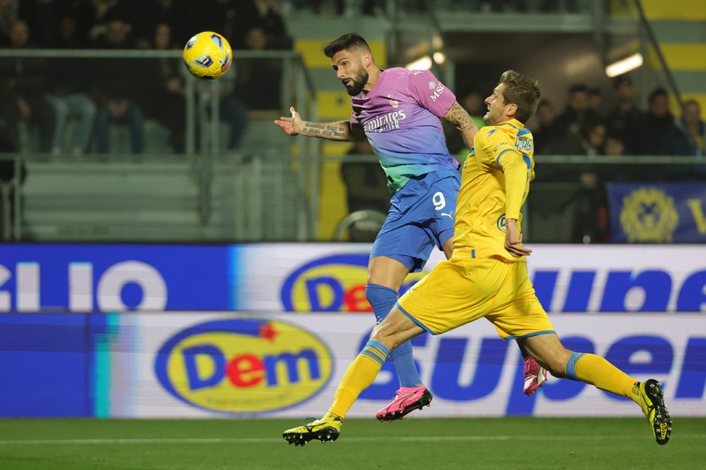 Hasil Frosinone vs AC Milan: Skor 2-3