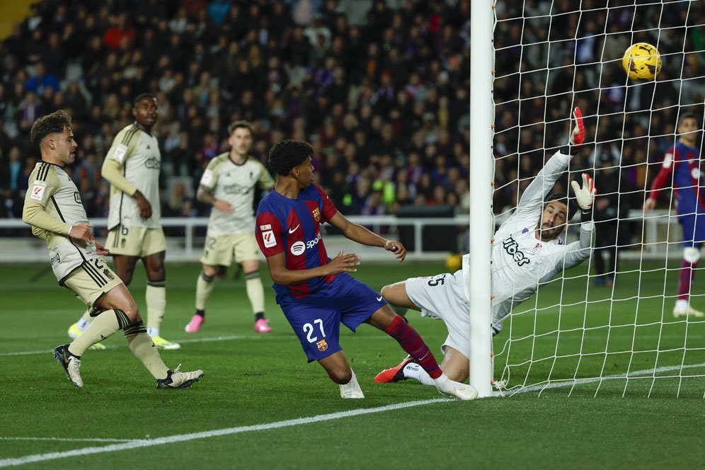 Hasil Barcelona vs Granada: Skor 3-3 Hasil Barcelona vs Granada: Skor 3-3