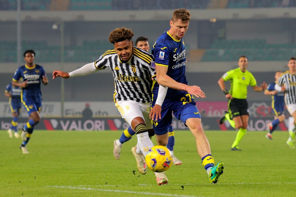 Tak Masuk Skema Thiago Motta, Weston McKennie di Ambang Pintu Keluar Juventus
