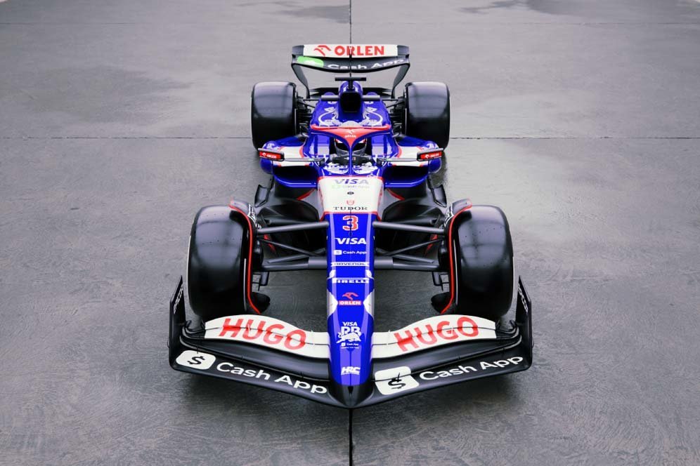 Foto: Nostalgia Corak Lama Toro Rosso, Visa Cash App RB Pamer Mobil Baru di Formula 1 2024 Foto: Nostalgia Corak Lama Toro Rosso, Visa Cash App RB Pamer Mobil Baru di Formula 1 2024