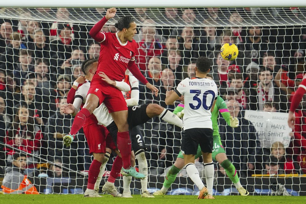 Man of the The Match Liverpool vs Luton Town: Virgil van Dijk