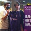 Nasib Baik Batra! Ikutan Roaring Night MU vs Everton Dapat Hadiah Jersey Original