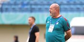 BRI Super League Persib vs Persebaya: Adu Taktik Pelatih Eropa, Kejeniusan Bojan Hodak vs Pengalaman Eduardo Perez! BRI Super League Persib vs Persebaya: Adu Taktik Pelatih Eropa, Kejeniusan Bojan Hodak vs Pengalaman Eduardo Perez!