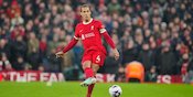 Jadi Penerus Henderson Ikut Bantu Van Dijk Kembali Tunjukkan Kelasnya di Liverpool