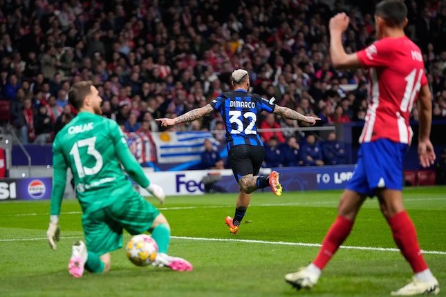 Babak Pertama Babak Pertama