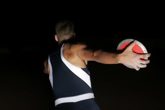 Teknik Dasar Lempar Cakram Teknik Dasar Lempar Cakram