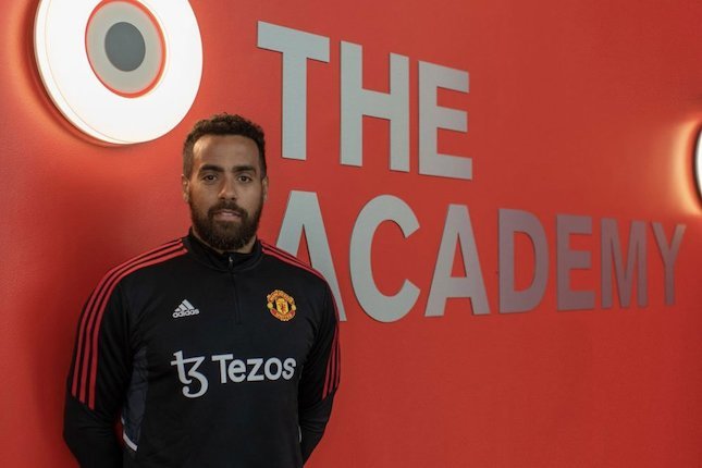 Tommy Rowe Gantikan Tom Huddlestone