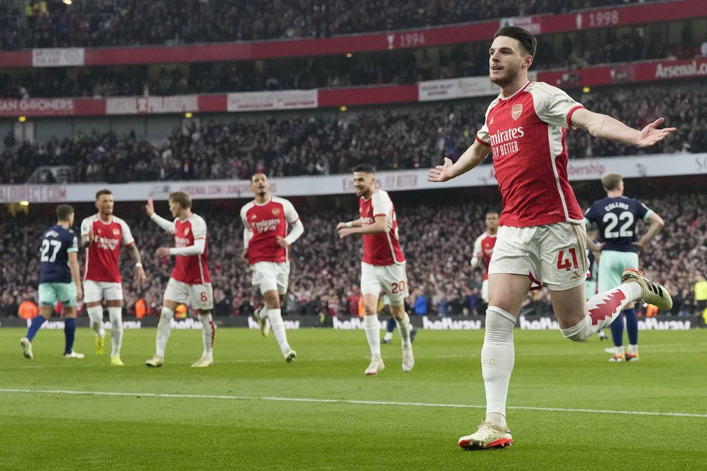 Arsenal di Emirates Stadium: 4 Laga, 14 Gol, 4 Kemenangan