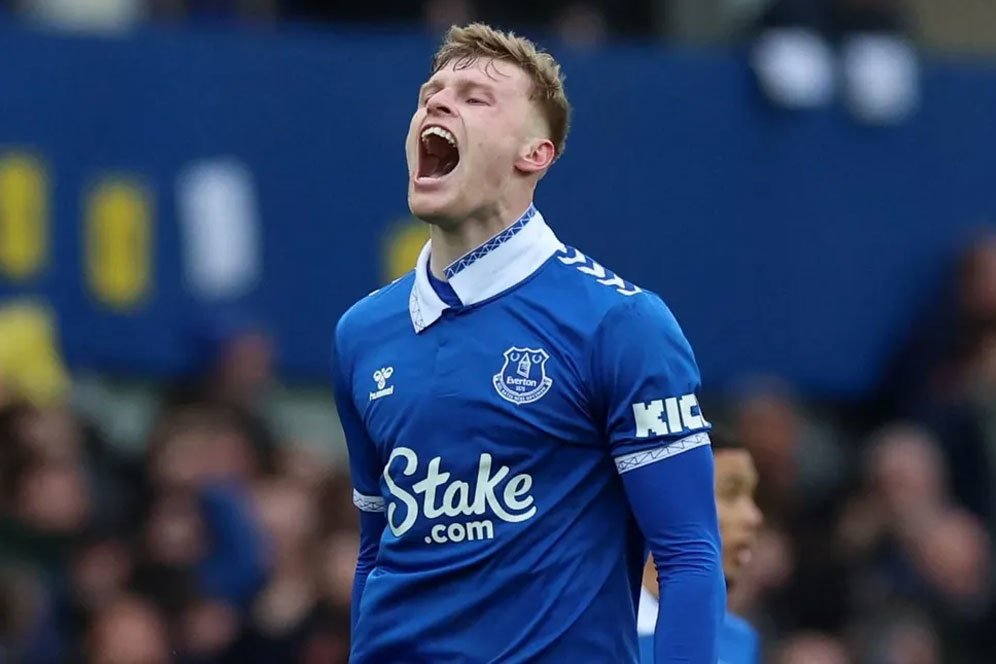 Everton Ultimatum MU: Gak Usah Deketin Branthwaite Lagi!