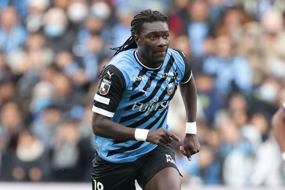 Sempat Meneror Liga Inggris, Kini Bafetimbi Gomis Mencoba Mengaum di Negeri Sakura