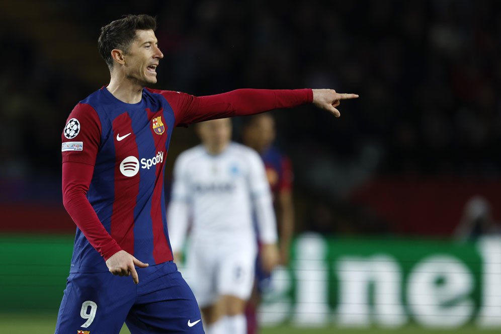 Robert Lewandowski: Saya Cabut dari Barcelona?