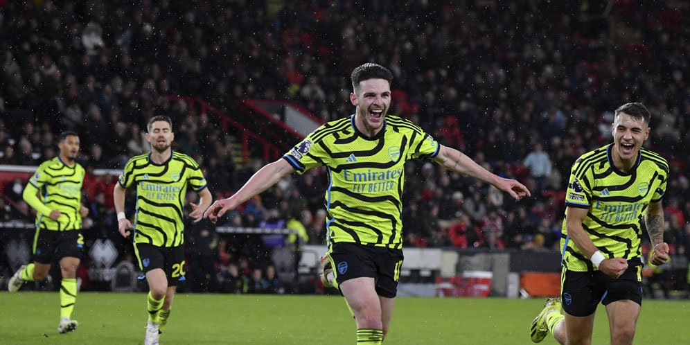 Bisa Main di Mana-mana, Declan Rice Disamakan Dengan Steven Gerrard ...
