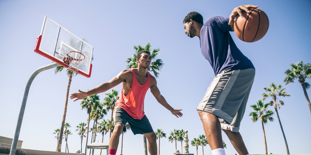 Bounce Pass Dan Macam-macam Teknik Umpan Dalam Bola Basket - Bola.net