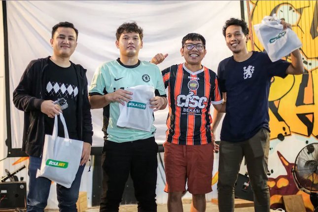 Bahaya Nonton Bajakan