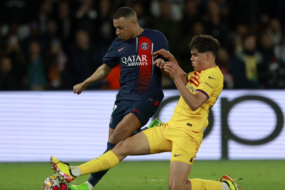 Awas Barcelona! MU Mulai Bermanuver untuk Bajak Pau Cubarsi