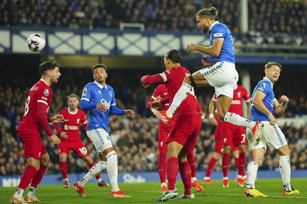 Badai Kembali Hantui Anfield, Laga Liverpool vs Everton Bakal Batal Digelar?