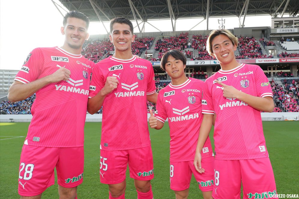 Baru Juga Starter Lagi, Eh Justin Hubner Dapat Kartu Merah di Cerezo Osaka