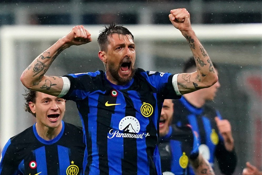 Hasil AC Milan vs Inter Milan: Skor 1-2